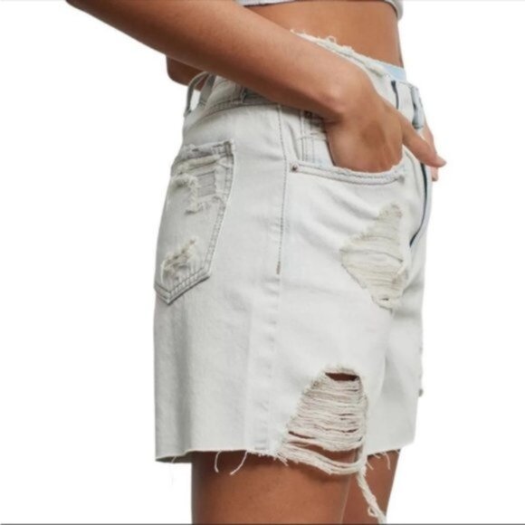 Urban Outfitters | BDG Dropped Waist Distressed Destroy Denim Short Light Blue - Picture 6 of 12